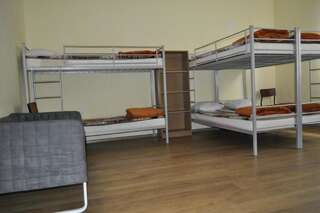 Хостелы SM Oleandry Краков Спальное место на двухъярусной кровати в общем номере для женщин-2