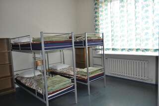 Хостелы SM Oleandry Краков Кровать в общем номере для мужчин и женщин с 10 кроватями-3